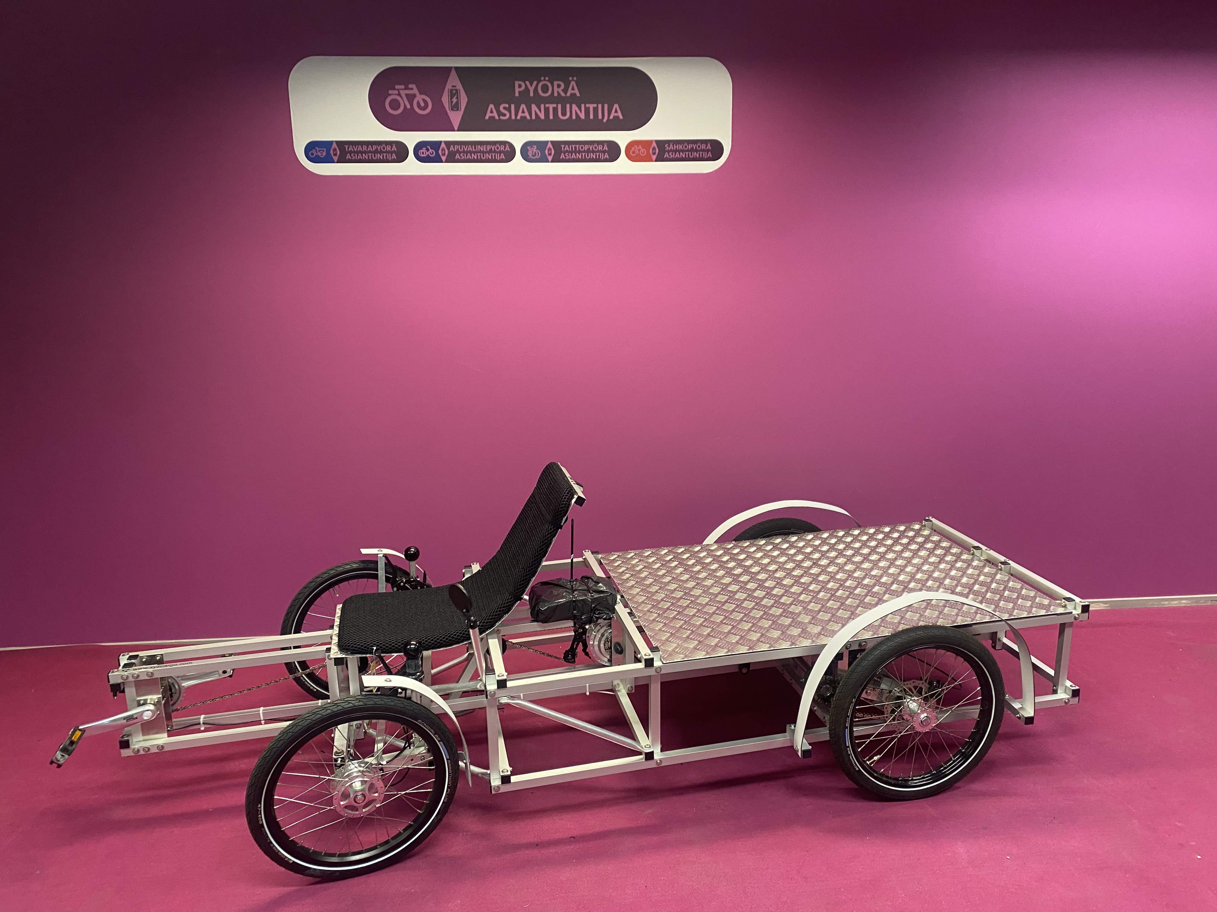 XYZ-4-wheeler-1.webp